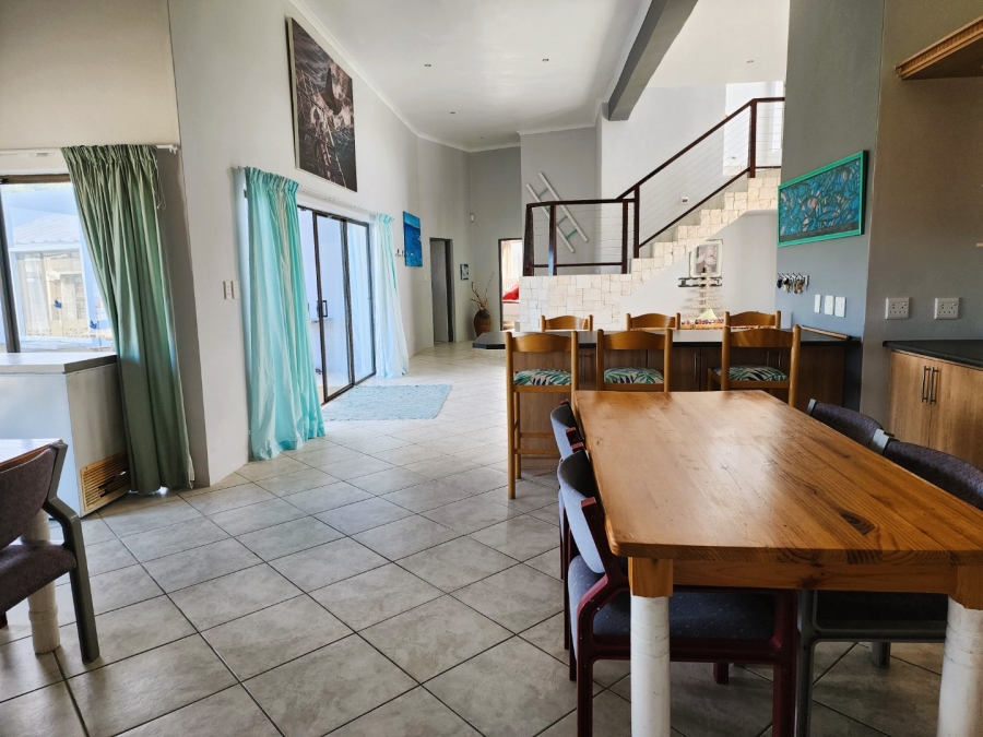 6 Bedroom Property for Sale in Kleinbaai Western Cape